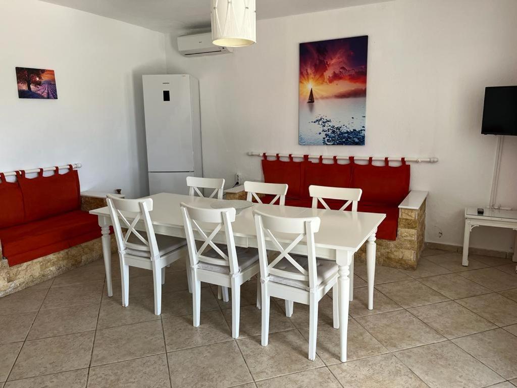 Lion Villa