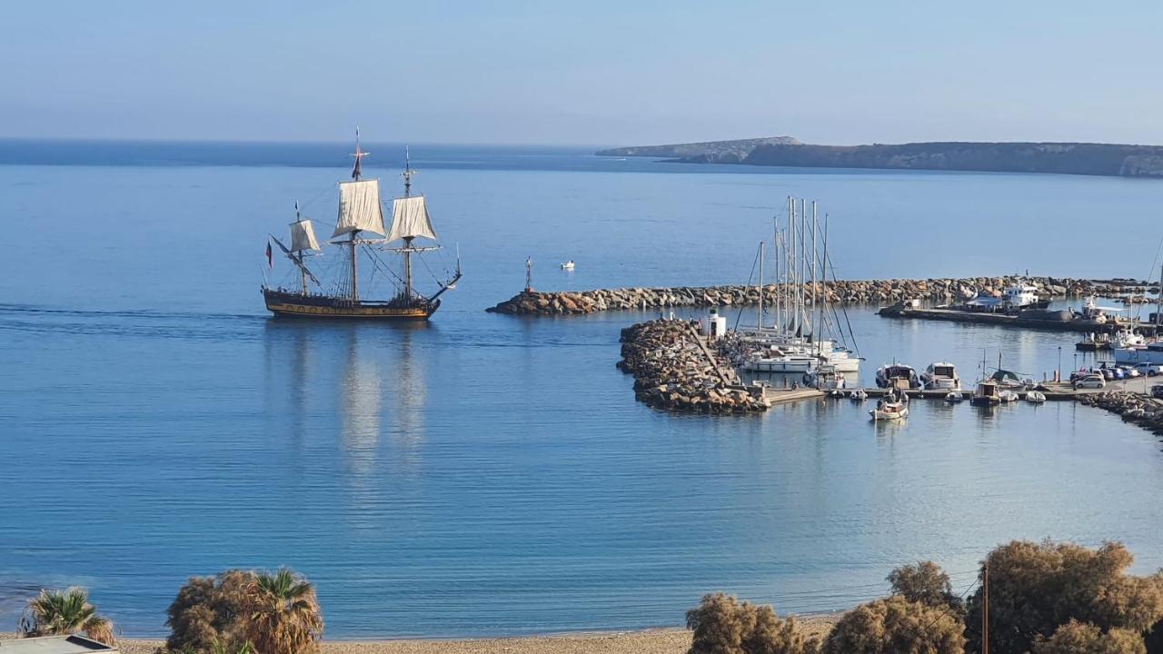 Augusta & Naousa (Paros)