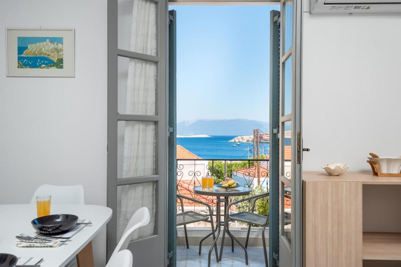 Apartment Fourlanou House *