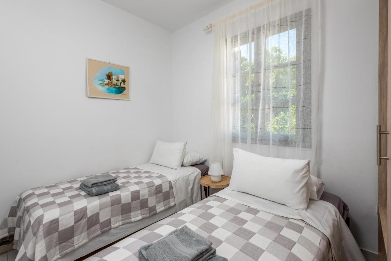 Apartment Fourlanou House *
