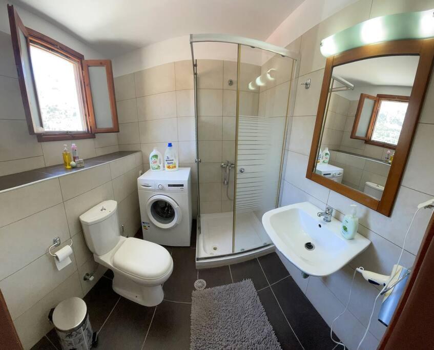 Foteini's House Apartment