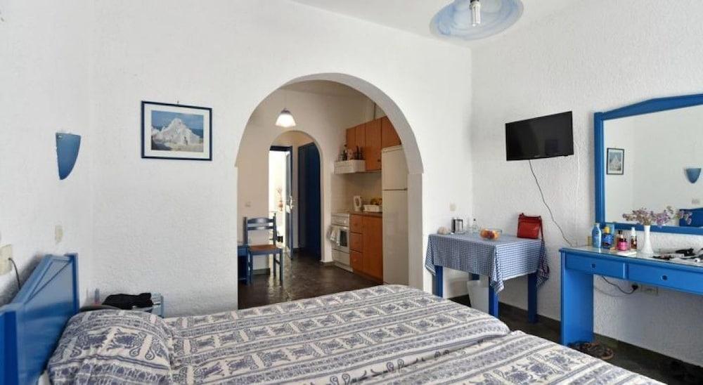 Alpha Naousa (Paros)