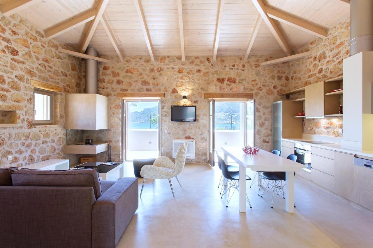Mary's Luxury 1 *