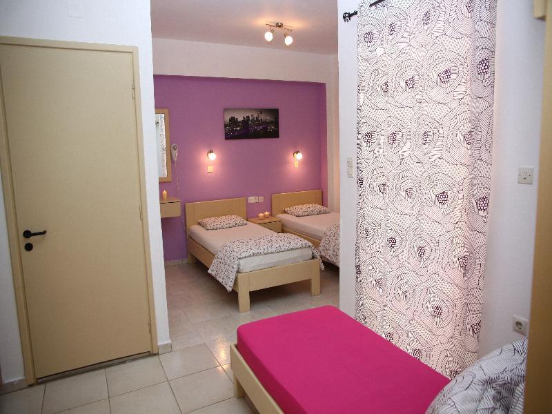 Happy Days Aparthotel