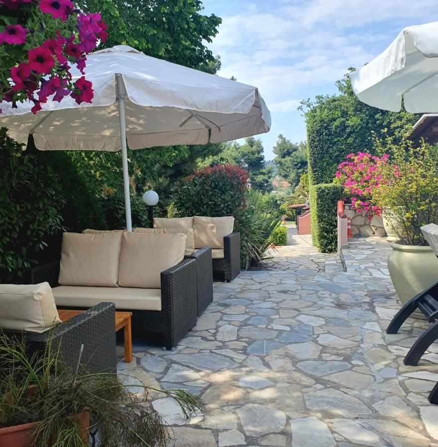 Aparthotel Agrili Apartments & Rooms