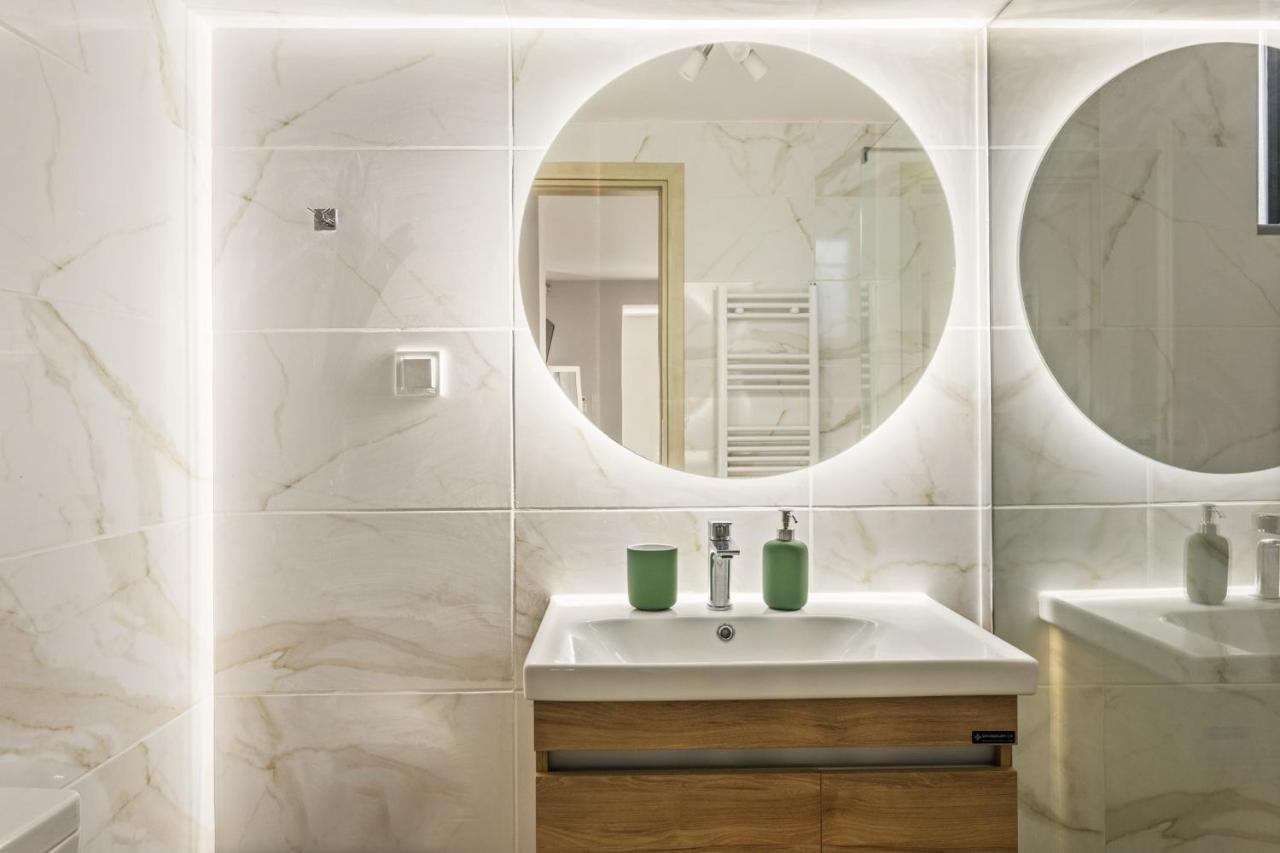 Elia Apartment Riglia
