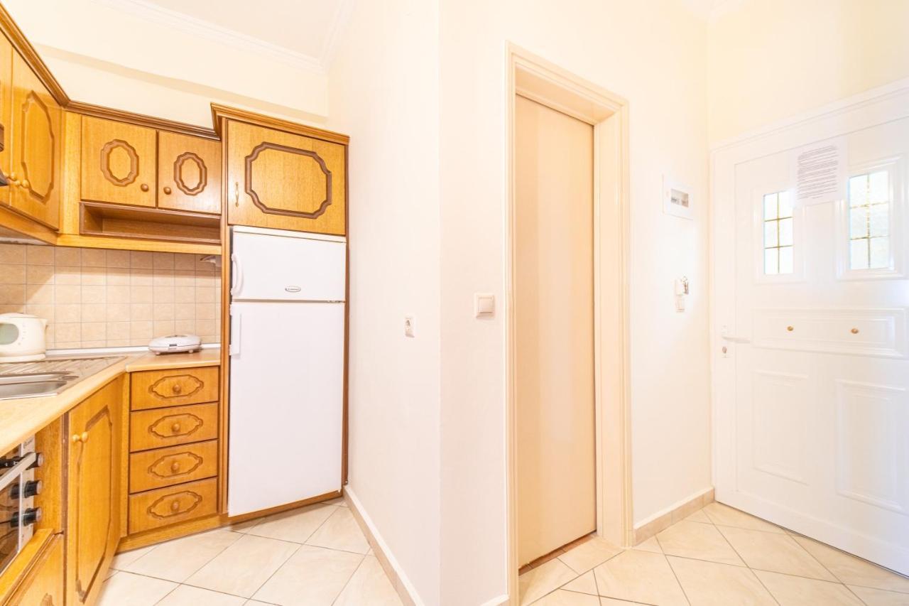 Apartment Mazis Family *