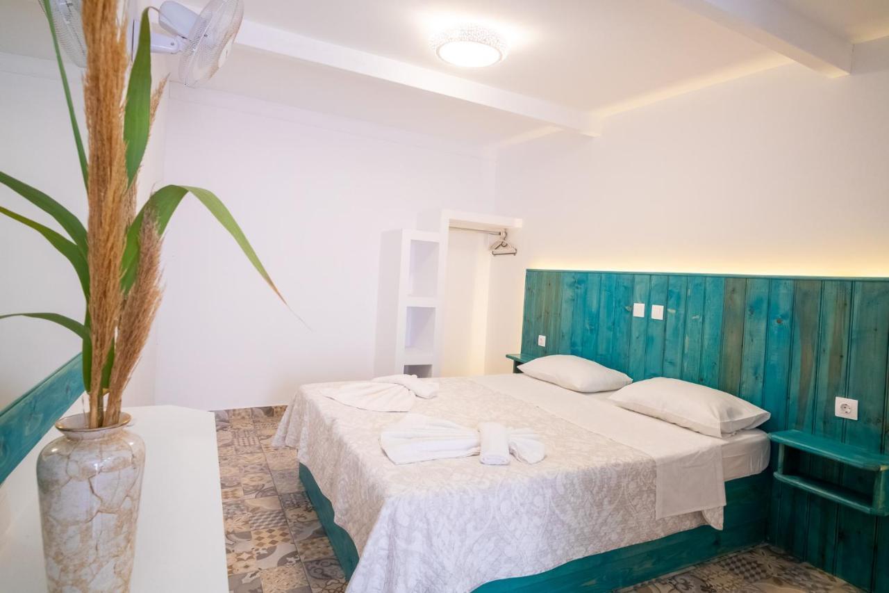 Ta Kymata Karpathos * Afiartis