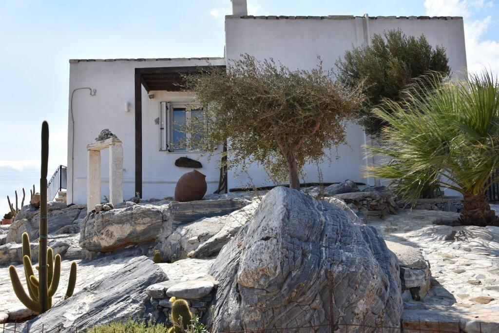 With Amazing Sea View Holiday home *