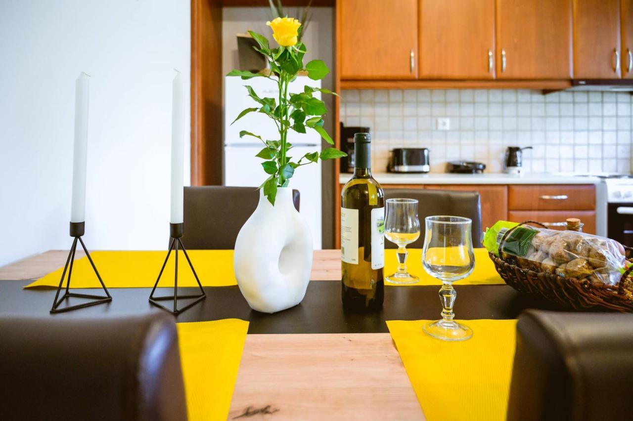 Nikola's Vineyard Apartment