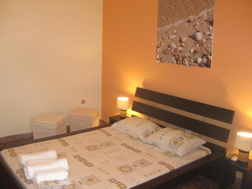 Helmos Hotel