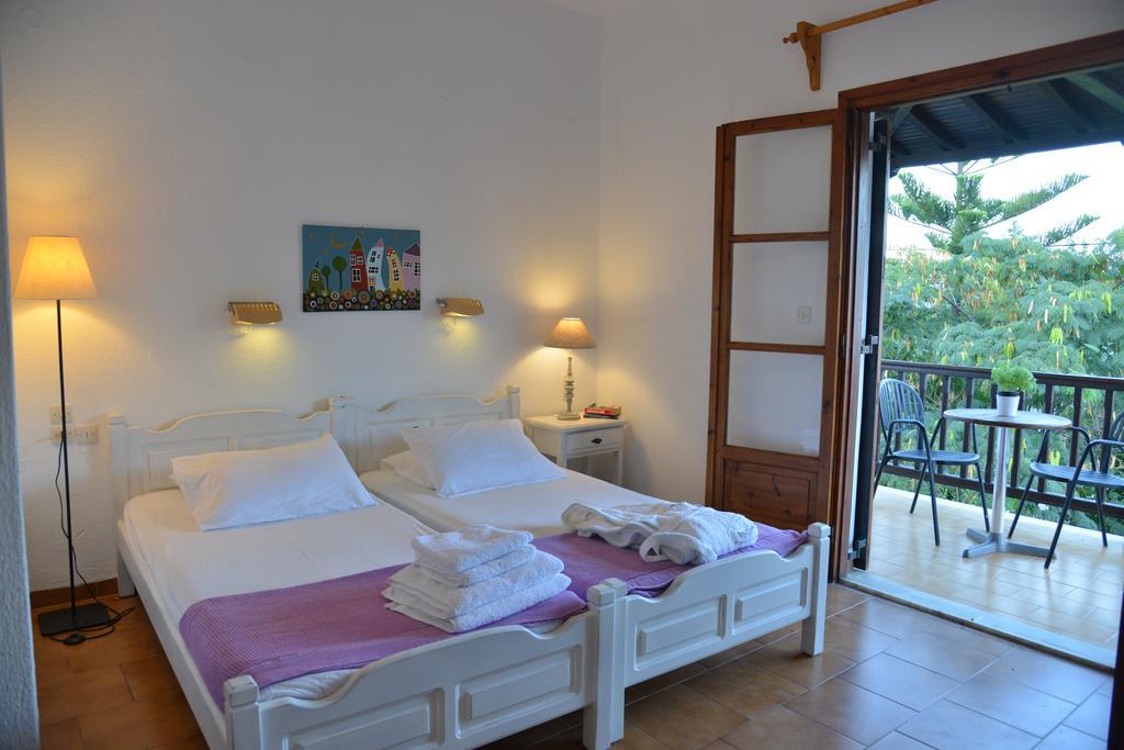 Aparthotel Anofli 3*
