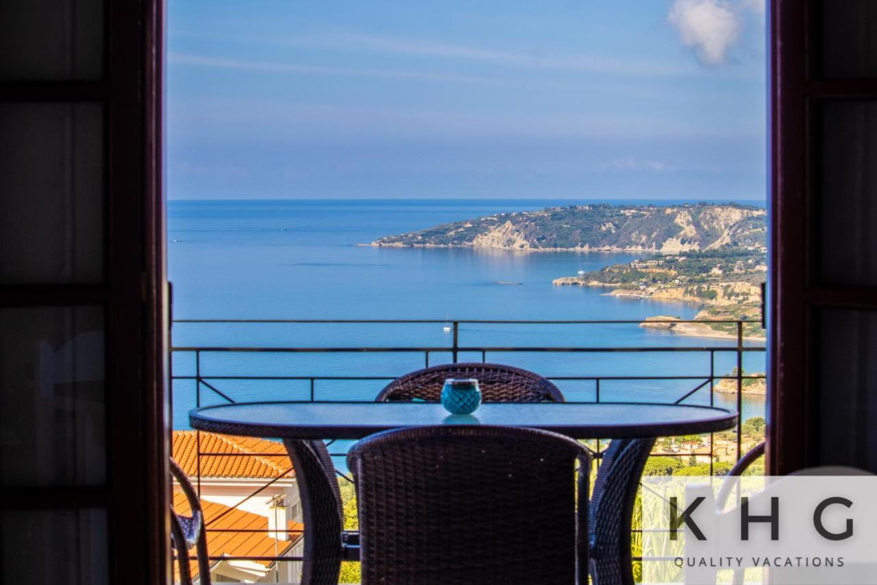 Dennis Grand View In Village! Wide Angle Views! Apartment Vlachata