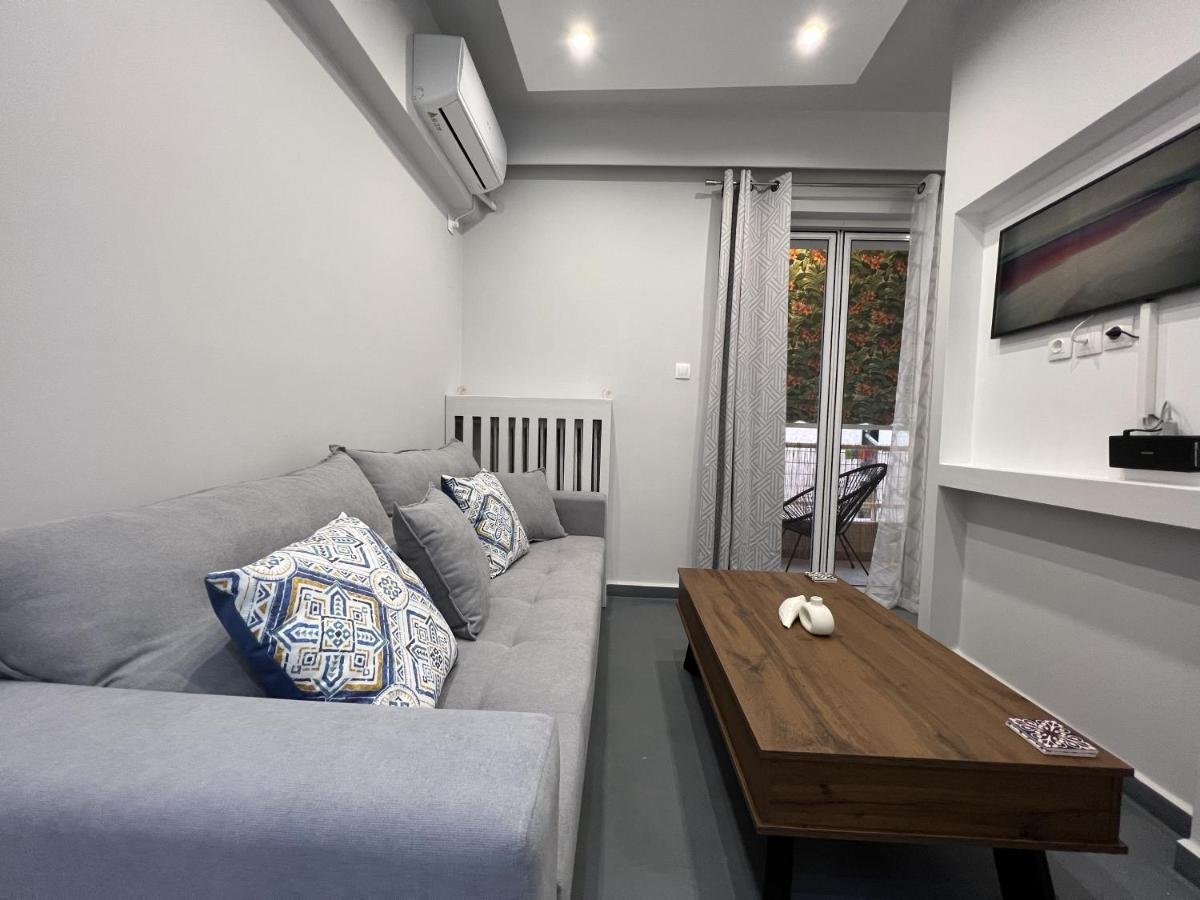 Apartment The Island Studio Piraeus