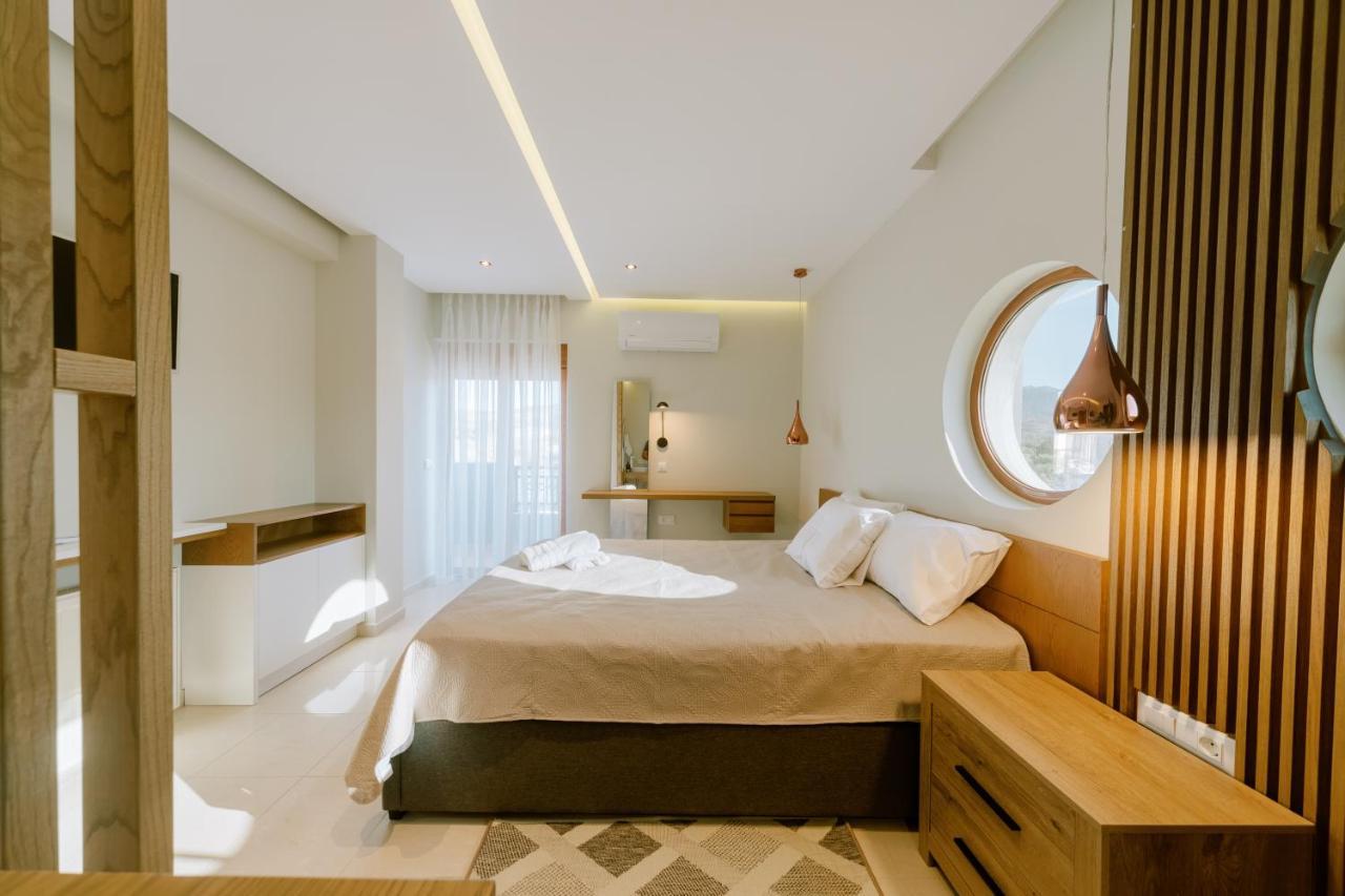 Infinity Premium Private Pool 3 Bedrooms 5 Bathrooms 2 Kitchens Villa Kos Town