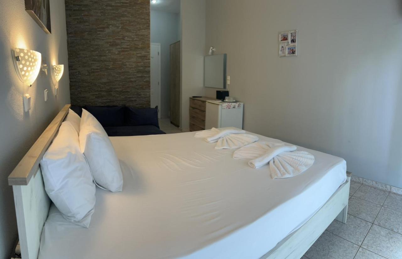 Hotel Ellas 3*