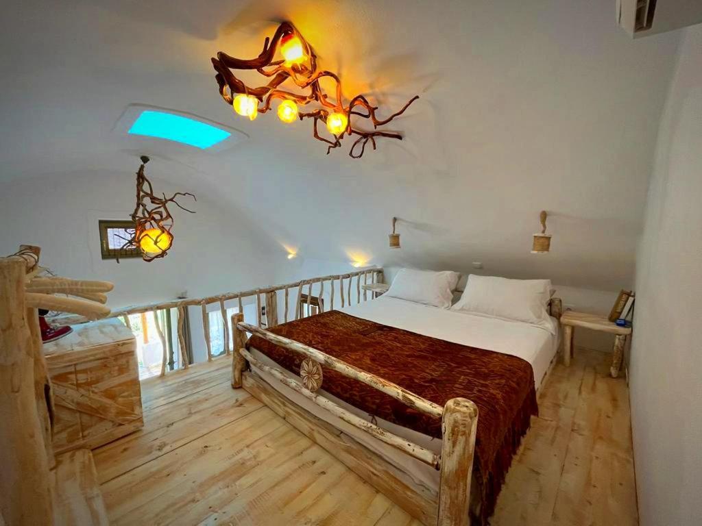 Guest house Aliori Art Caves Aegiali