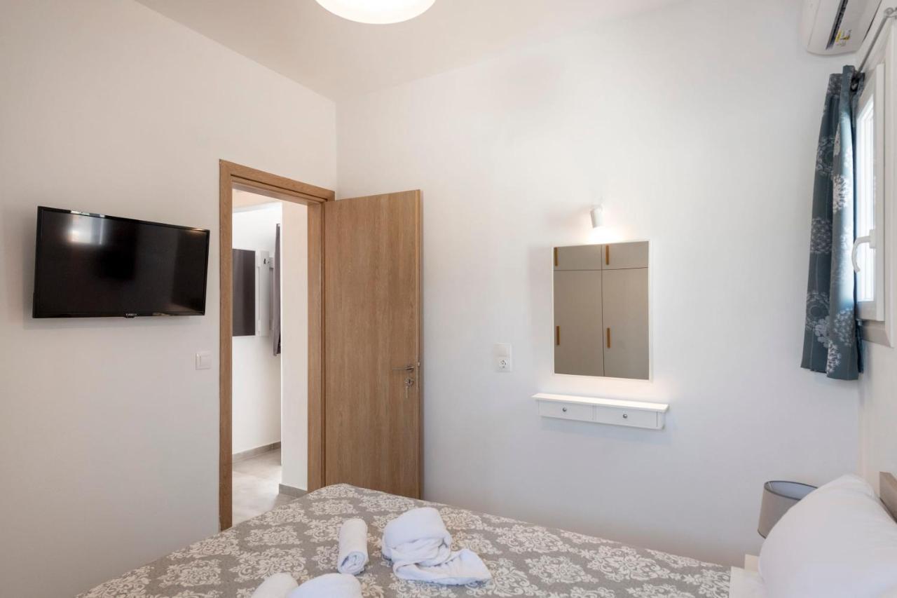 Parikia's Sunlight 2bedroom House Holiday home *