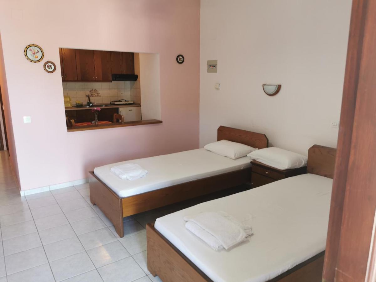 Hillside Apartment Platanias (Thessaly)