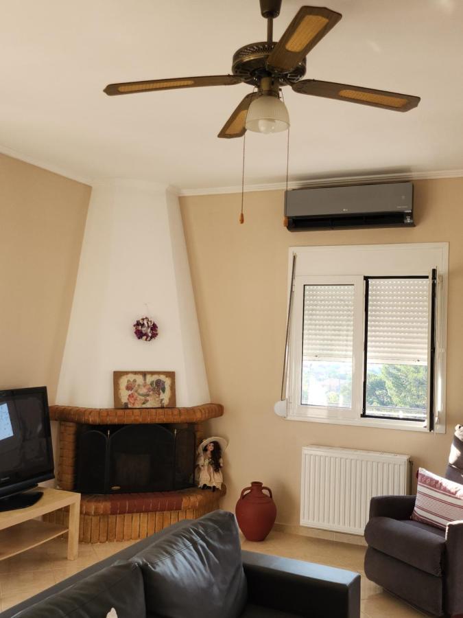 Konostasi At Apartment Kefalas