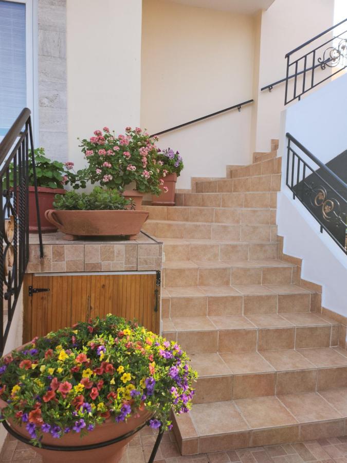 Konostasi At Kefalas