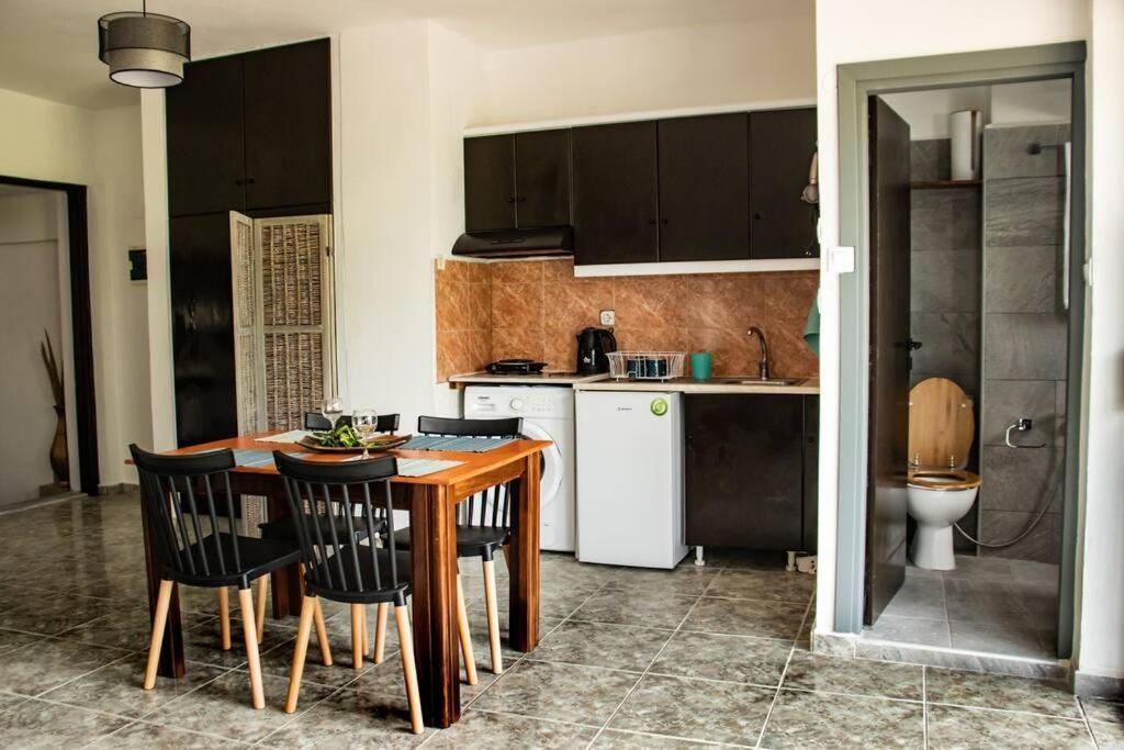 Pelekanos Beachfront Apartment Episkopi (Rethymno)