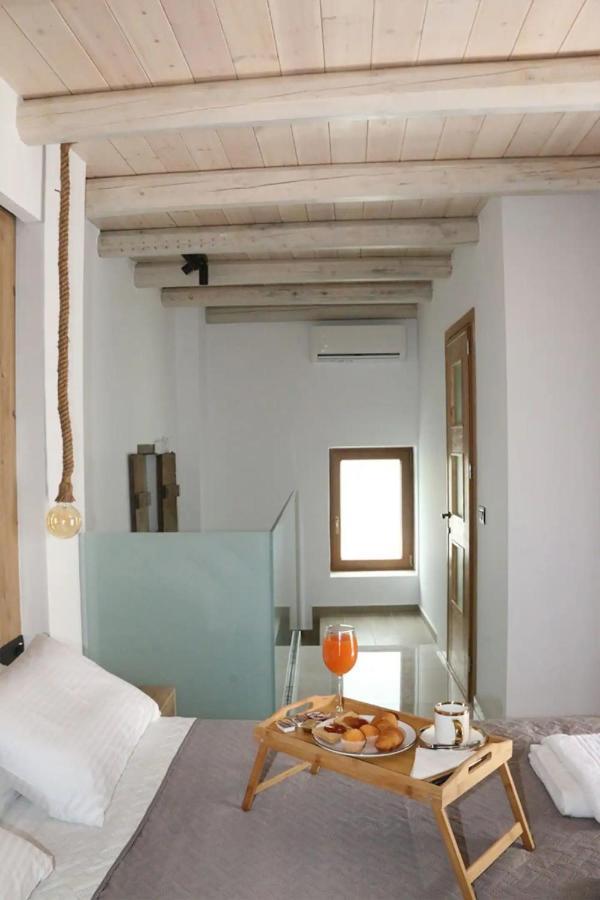Elvira Luxury Villa *
