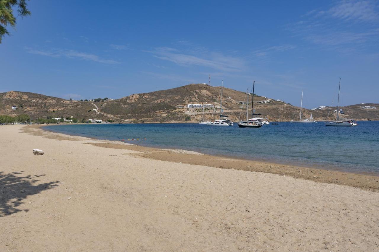 Ninemia Serifos 5 Livadi (Serifos)