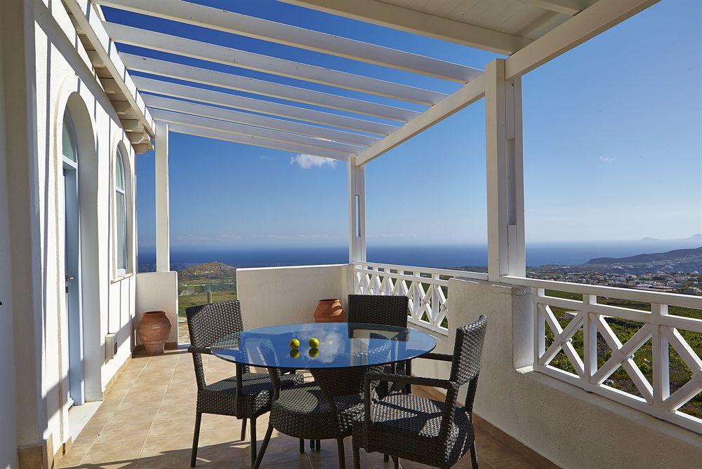 Orizontes Santorini Hotel