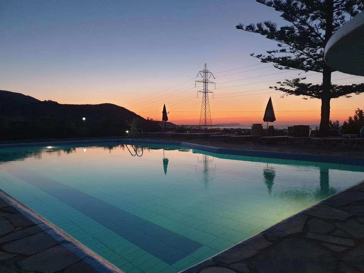 Silia Aparthotel *