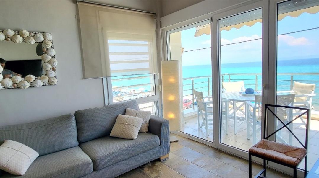 Apartment Evita Maisonette, Elegant Beachfront Apt, Polychrono