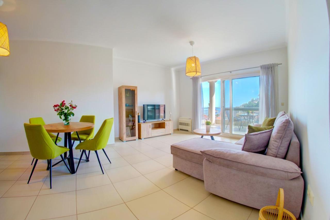 Anthi Luxury Apartment *