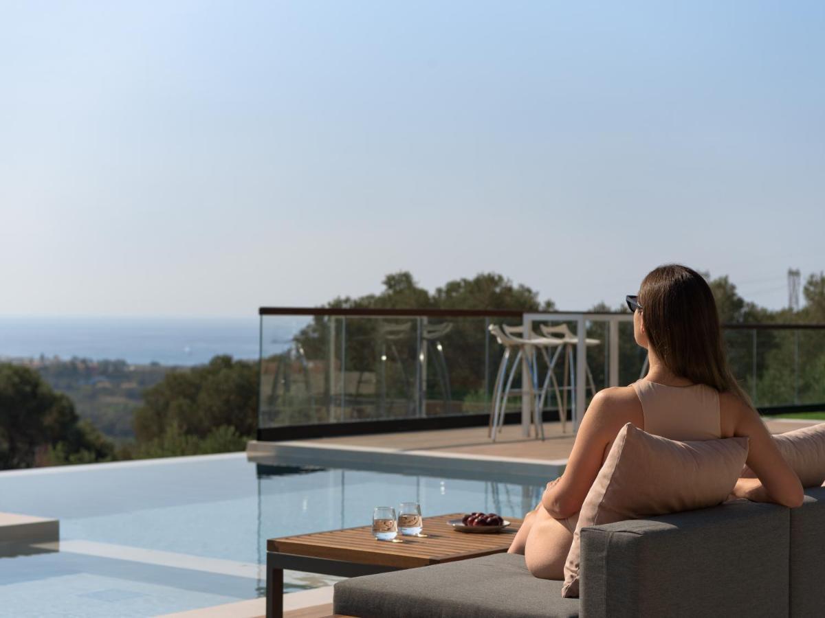 Villa En Paraiso A Majestic Seaview Retreat By Thinkvilla Giannoudi (Crete)