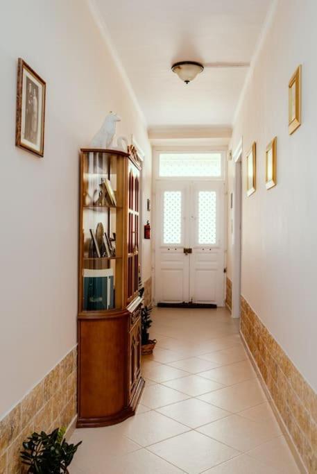 Yanmar Place Apartment Ermoupoli