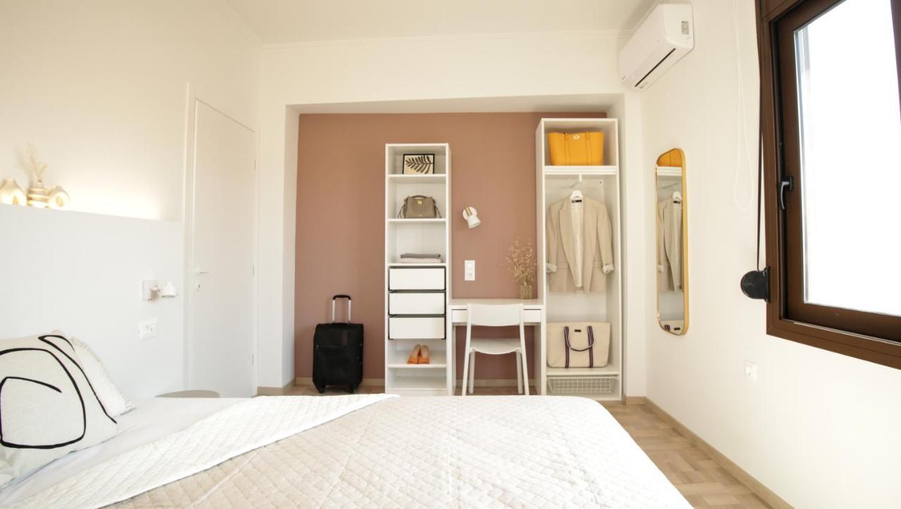 Onos - 2 Bedroom 2 Bathroom Penthouse With Terrace In Old Town * Kalamata