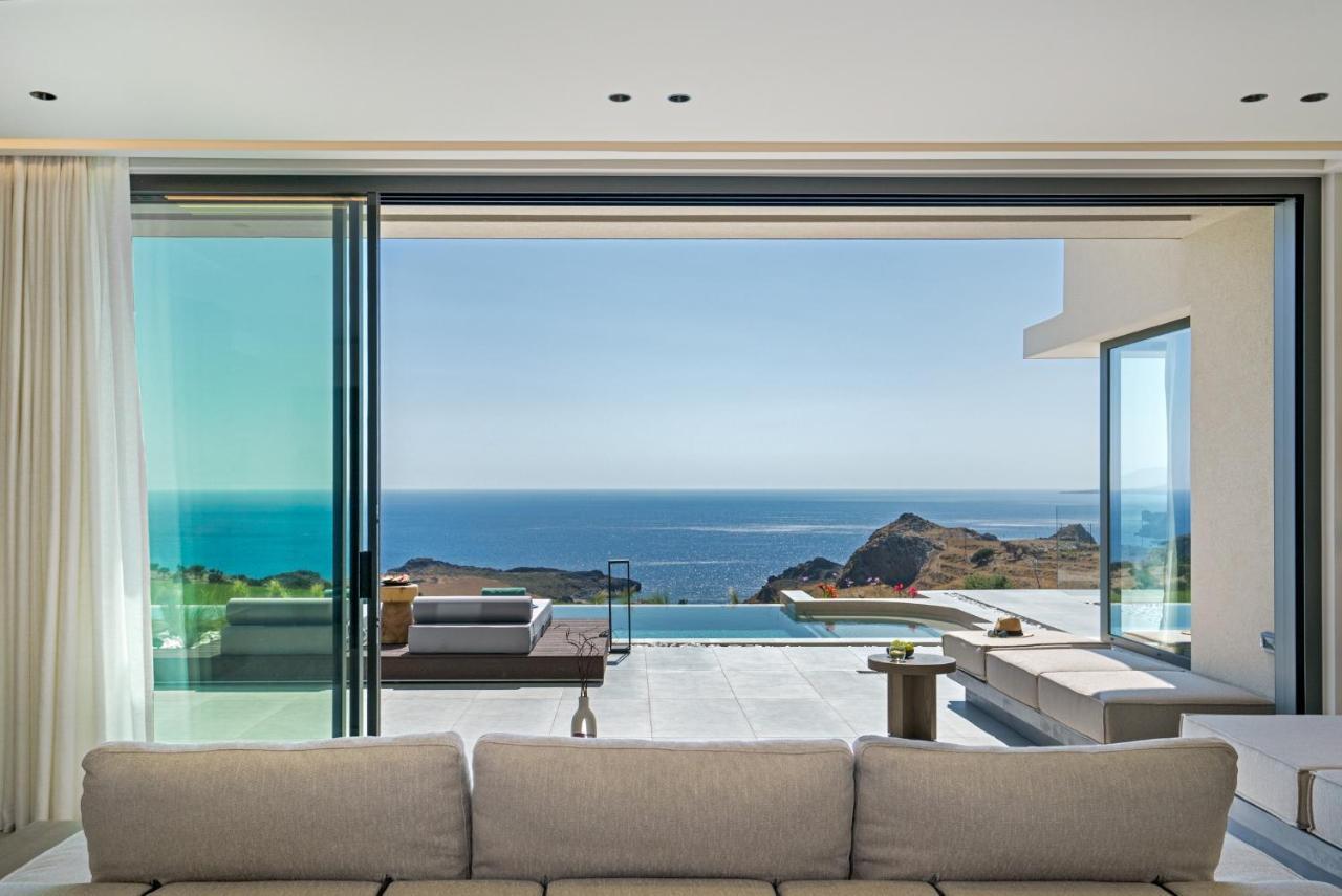 7 Seas - With Amazing View