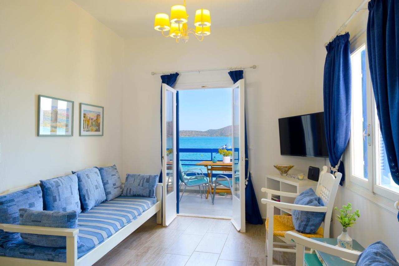 Marilena Seaside House *