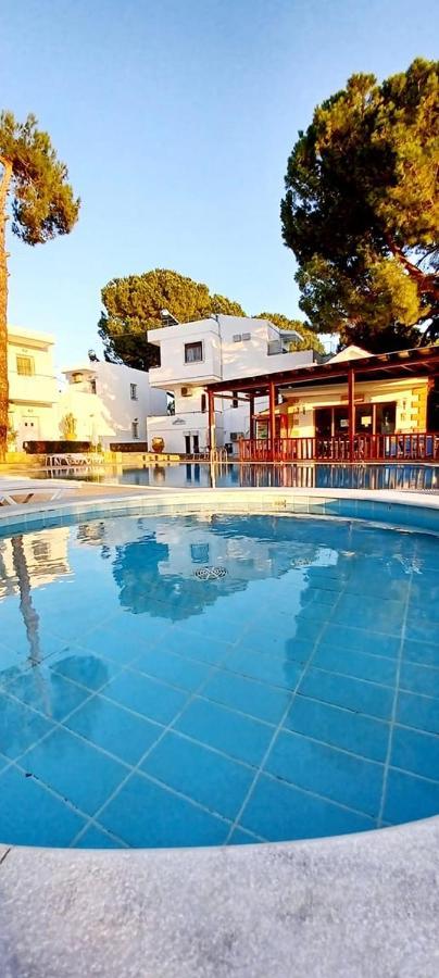 Filoxenia Aparthotel Pefki (Rhodes)