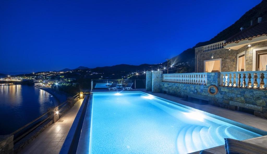 Villa Plaka Luxury Crete Dreams
