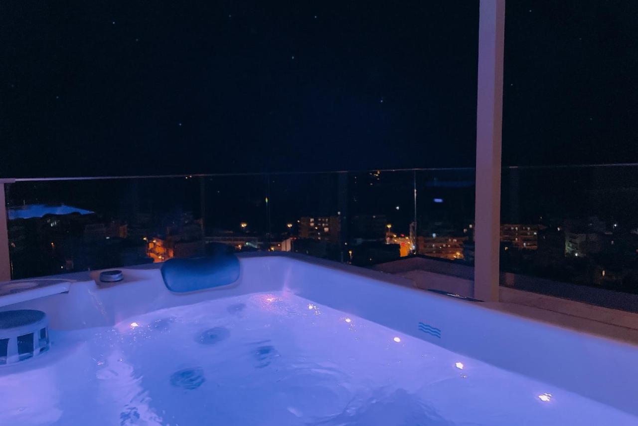 Euphoria Luxury Penthouse Apartment *