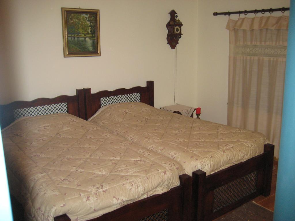 Inn Alexandros Delphi