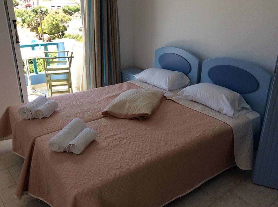 Tripodis Apartment *