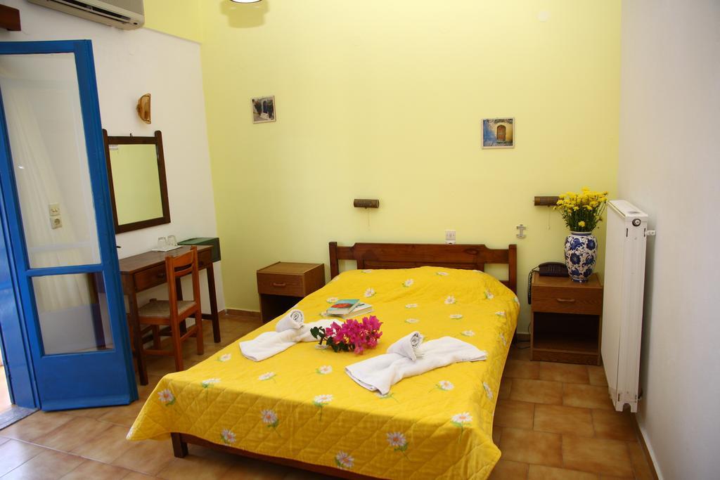 Handakas Hotel