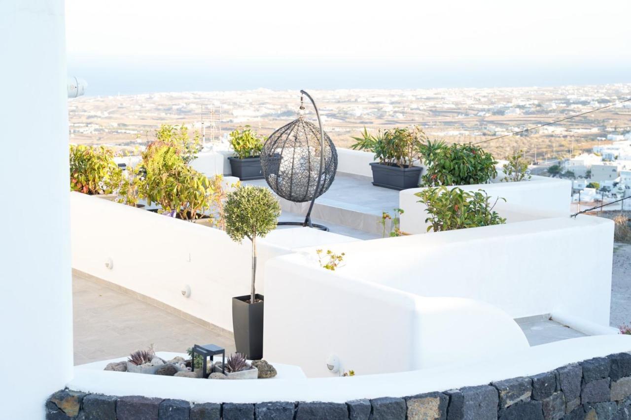 Sunstone * Fira (Santorini)
