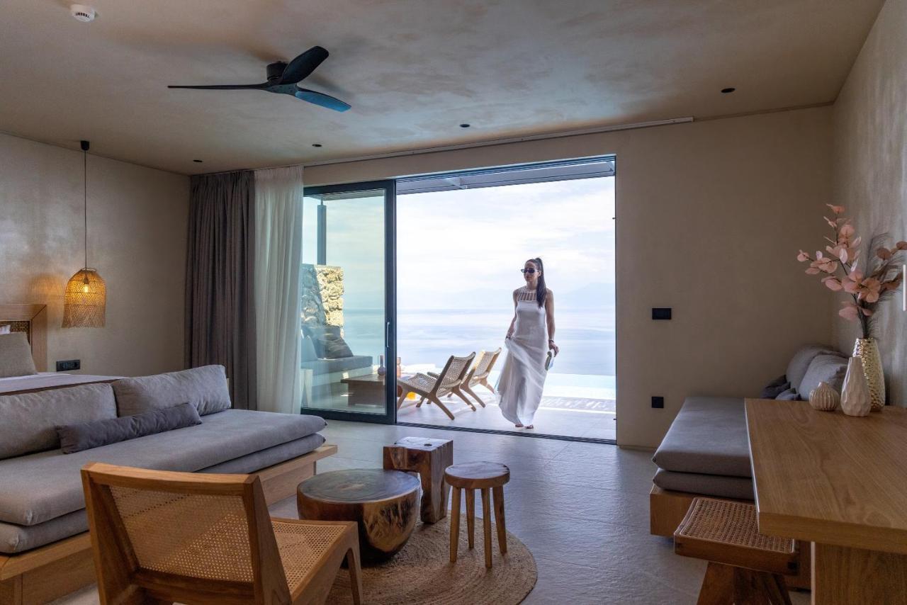 Hotel ​le Grand Bleu *