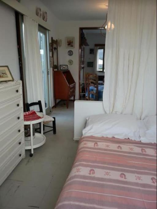 Aegean Traditional In Athens Riviera * Sounion