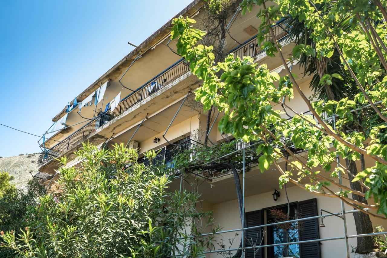 Apartment Vangelis 1 *