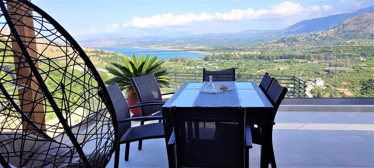 Villa Argia With Private Pool *