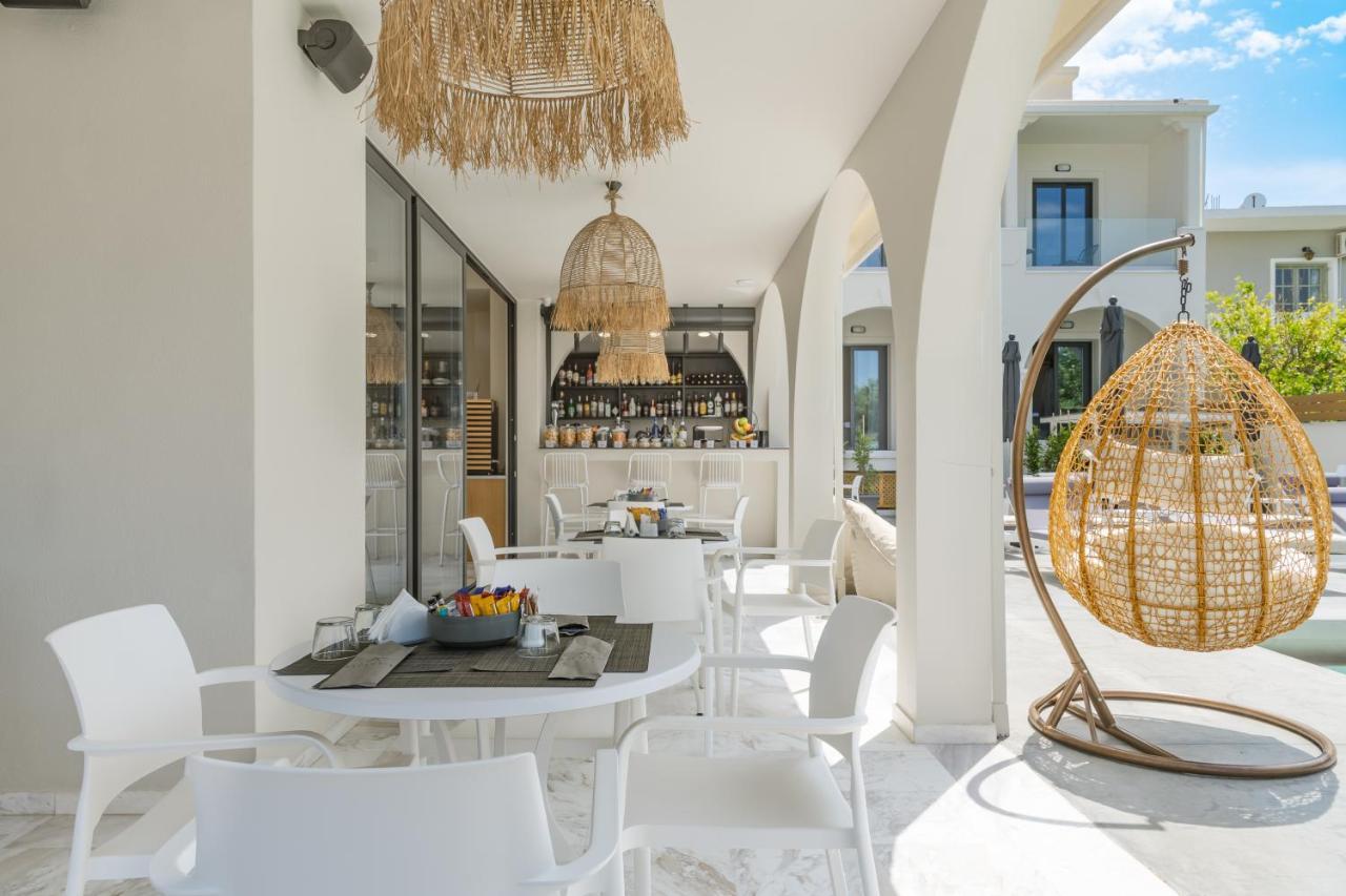 Nikon Boutique Hotel 4*