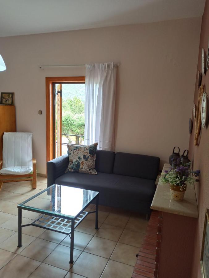 Summer Breeze House Holiday home Palaiontsiflikion